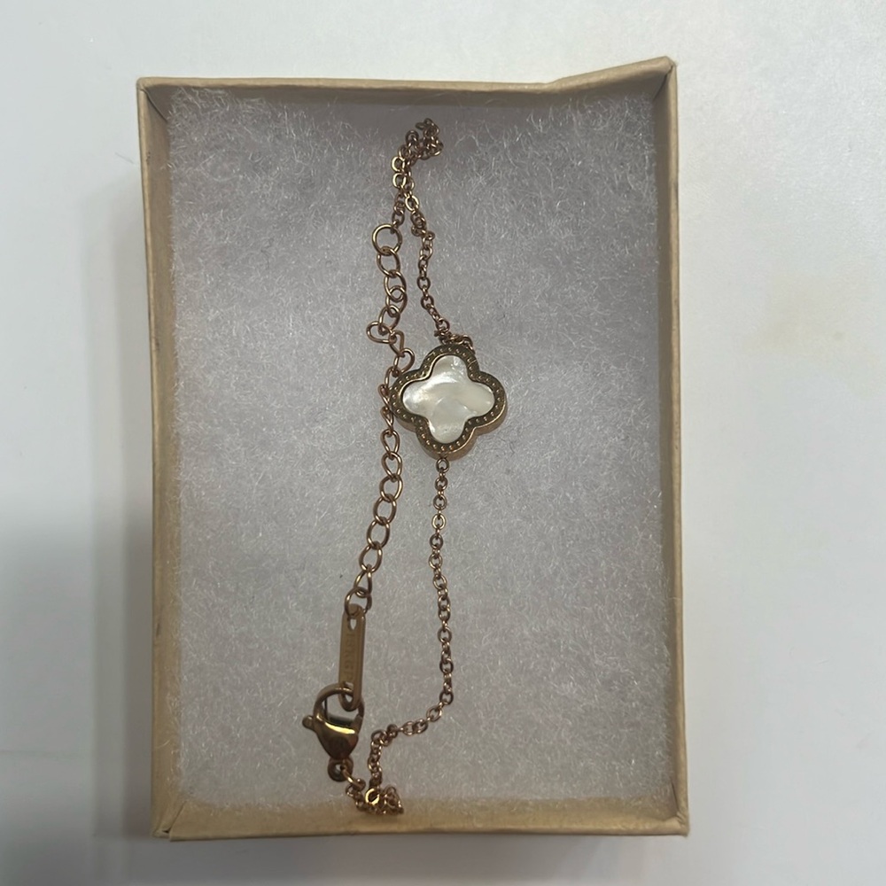 Stainless steel fashion jewelry.